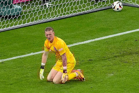 England's goalkeeper Jordan Pickford
